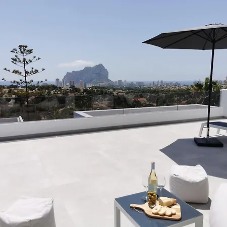 White Flamingo Willa