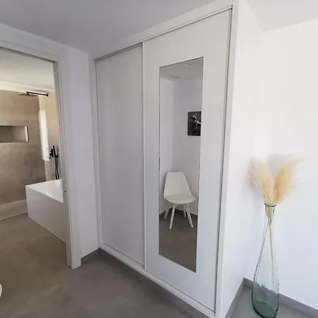 Willa White Flamingo Calpe