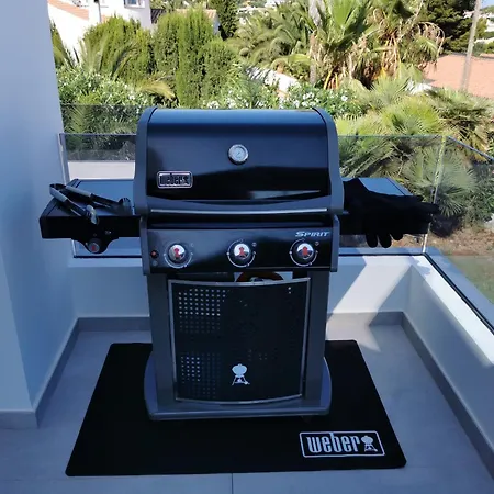 White Flamingo Willa